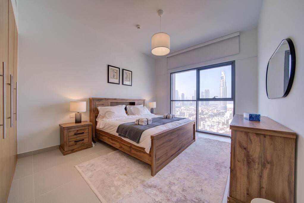 Burj Khalifa View - 2Br And Maid - Downtown Apartment Dubai Exterior photo